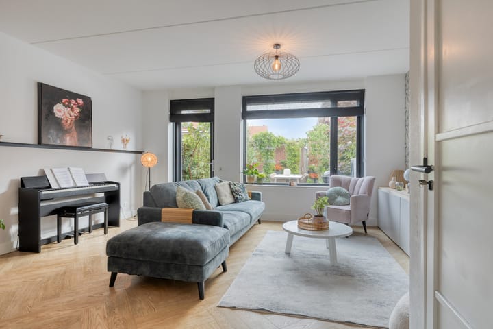 Foto 2 van Titanium 42