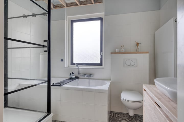 Foto 24 van Titanium 42