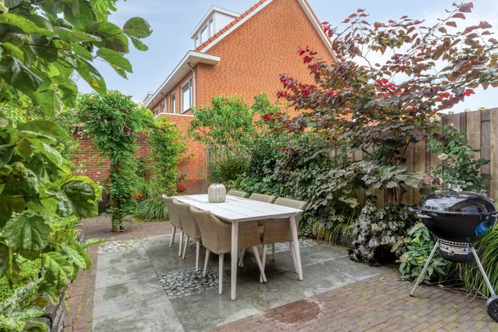 Foto 29 van Titanium 42