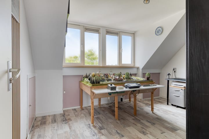 Foto 22 van Titanium 42