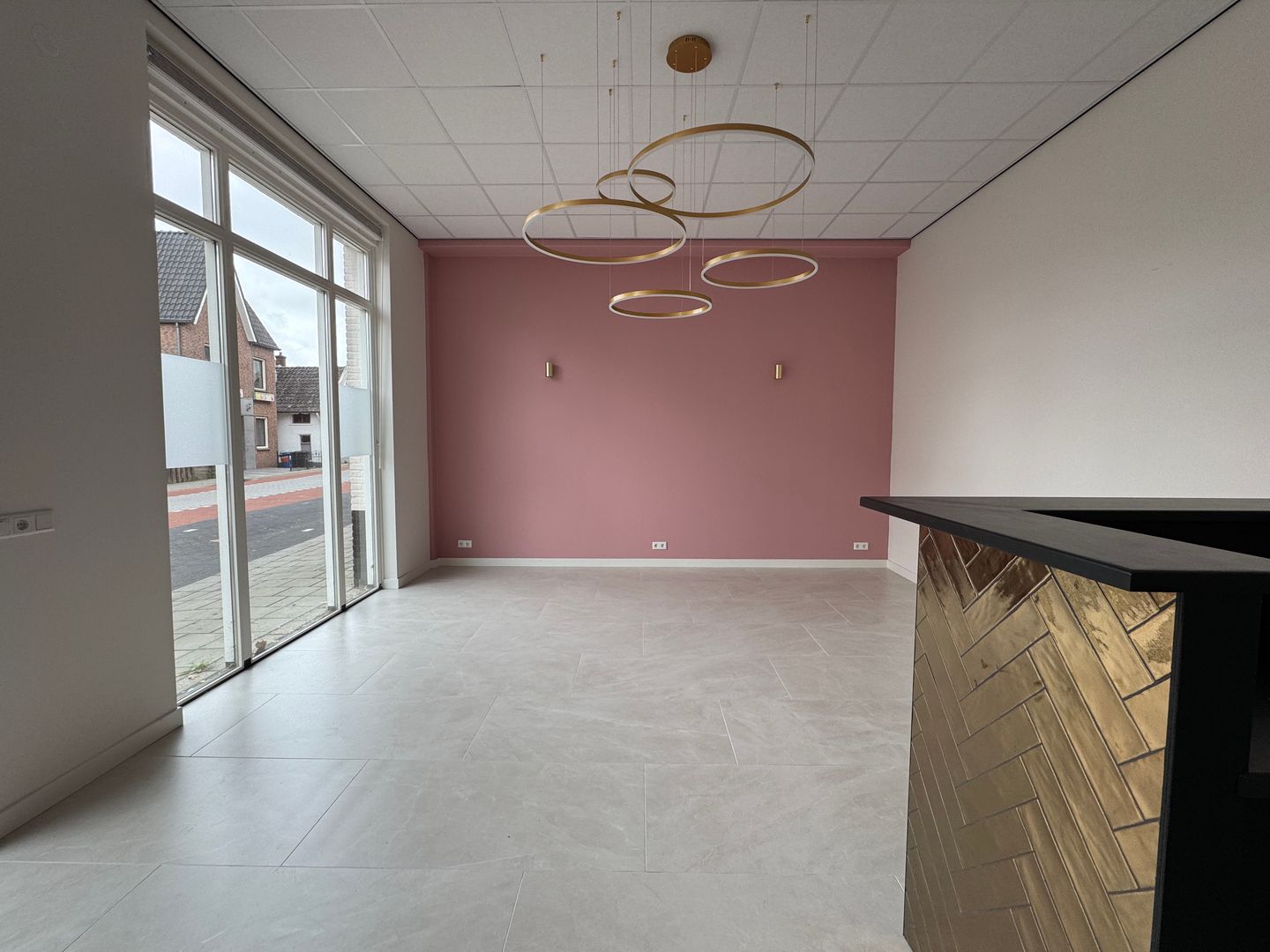 View photo 4 of Herman Kuijkstraat 37