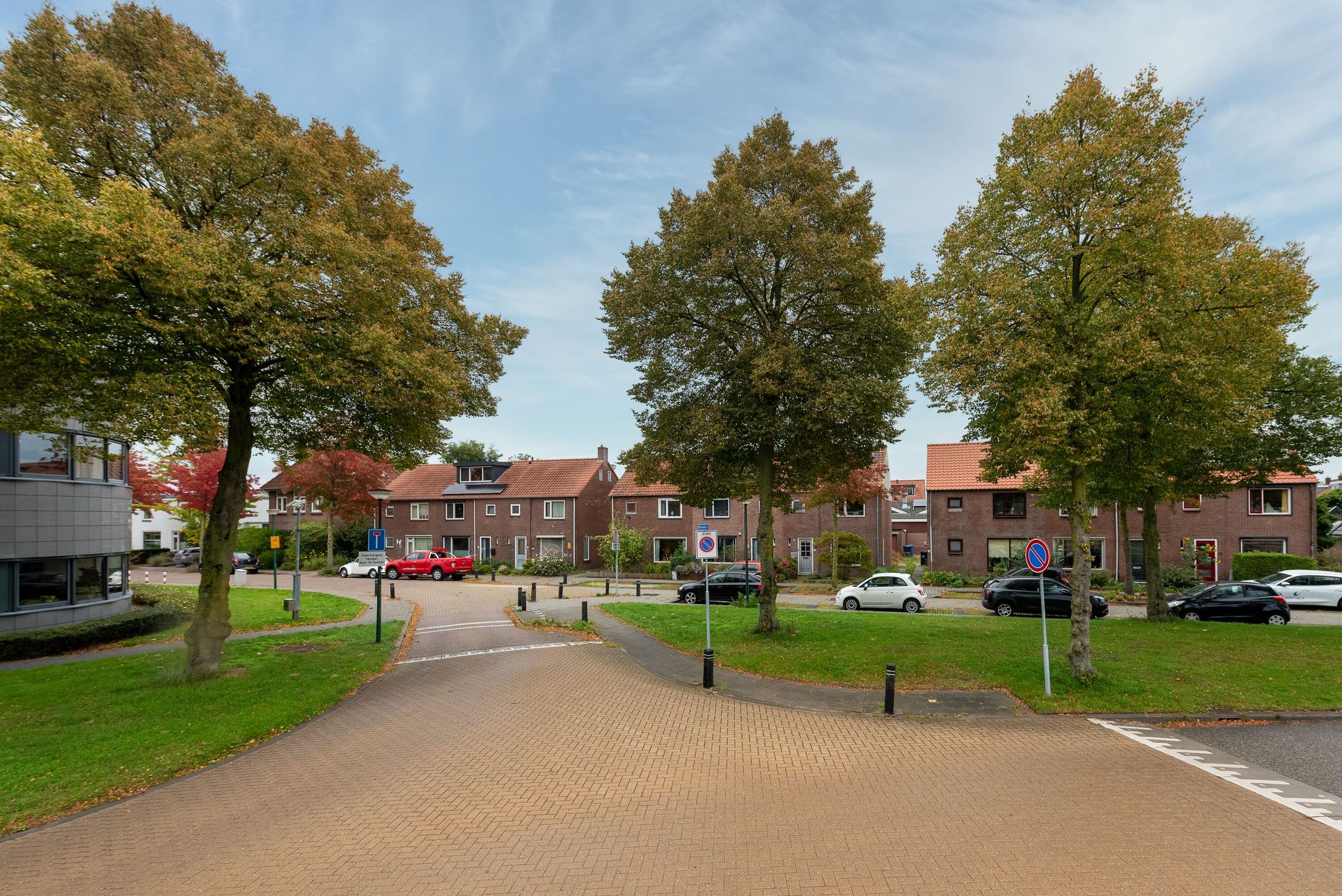 Photo 3 of Maatschapslaan 55