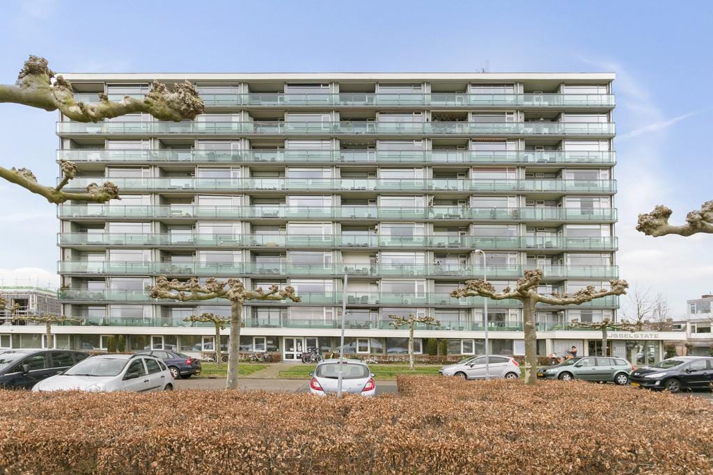 Photo 1 of IJsselsingel 166