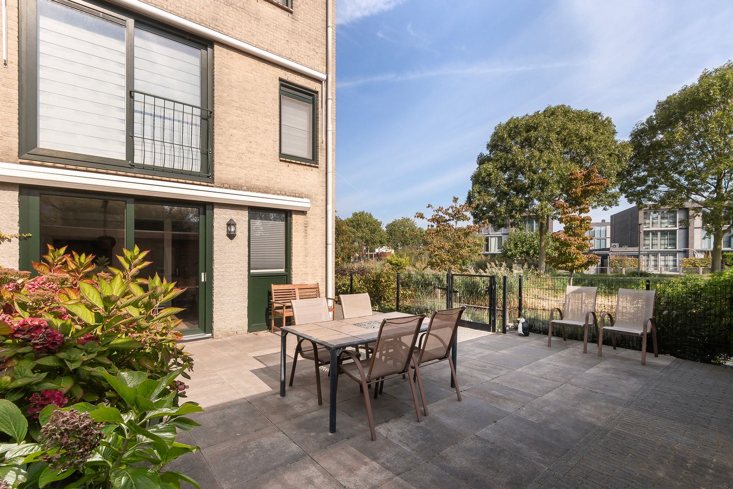 Foto 25 van Chico Mendesring 193