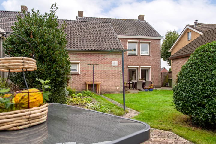 Foto 38 van Don Boscostraat 7