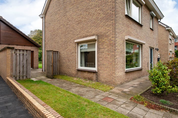 Foto 40 van Don Boscostraat 7