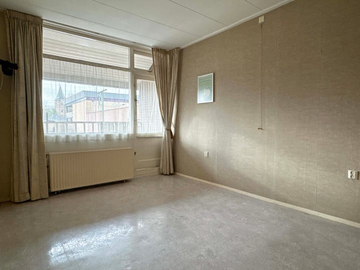 Photo 17 of Schoolstraat 8