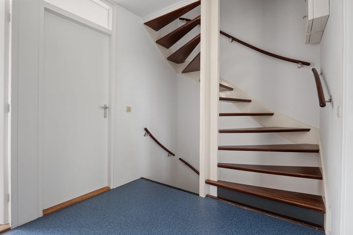 Foto 19 van Bisschop Zwijsenplein 1