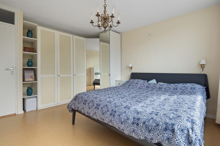 Foto 21 van Bisschop Zwijsenplein 1