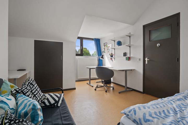 Foto 15 van Bisschop Zwijsenplein 1