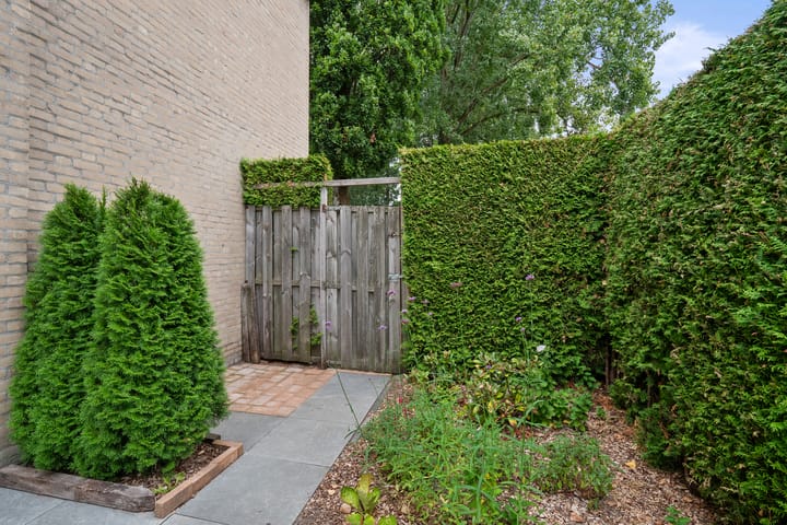 Foto 29 van Bisschop Zwijsenplein 1