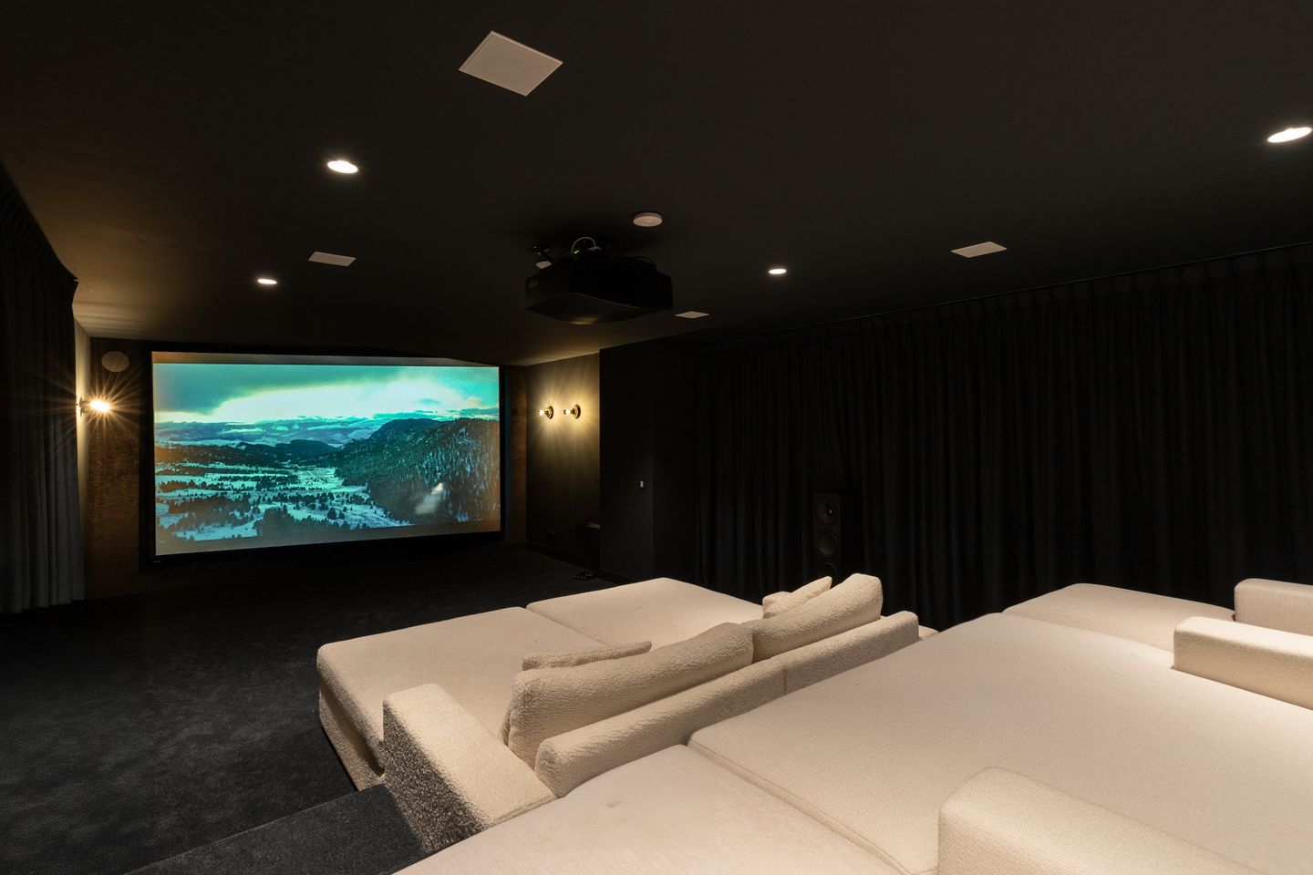 Photo 59 of Parkweg 18