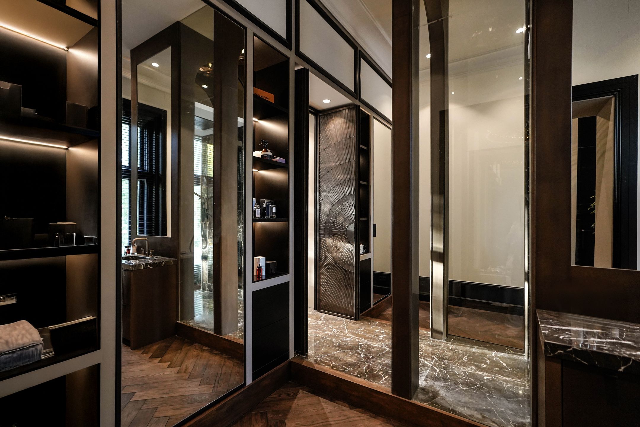 Photo 72 of Parkweg 18