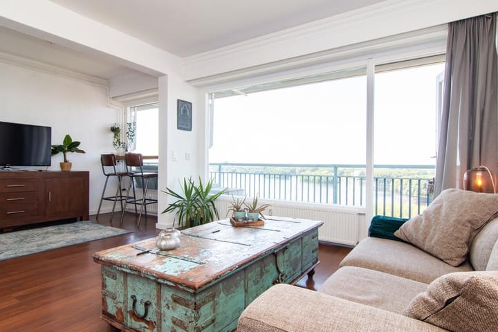 Foto 5 van Burgemeester Hogguerstraat 327