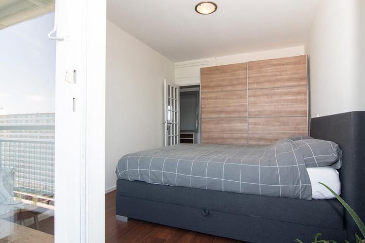 Foto 12 van Burgemeester Hogguerstraat 327