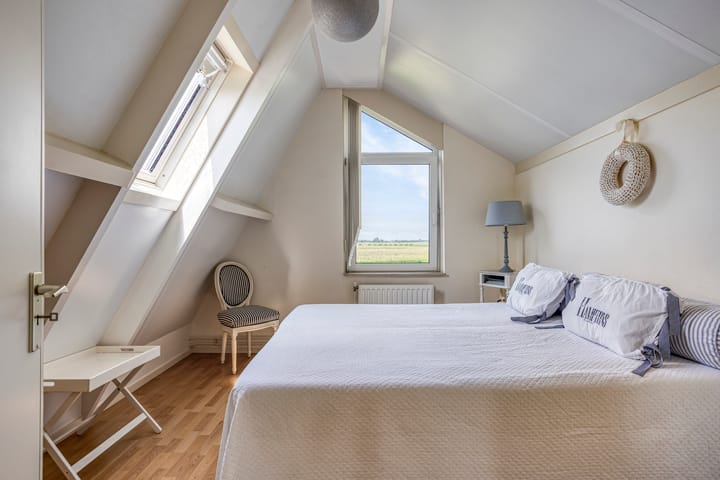 Photo 14 of Bergeendstraat 6