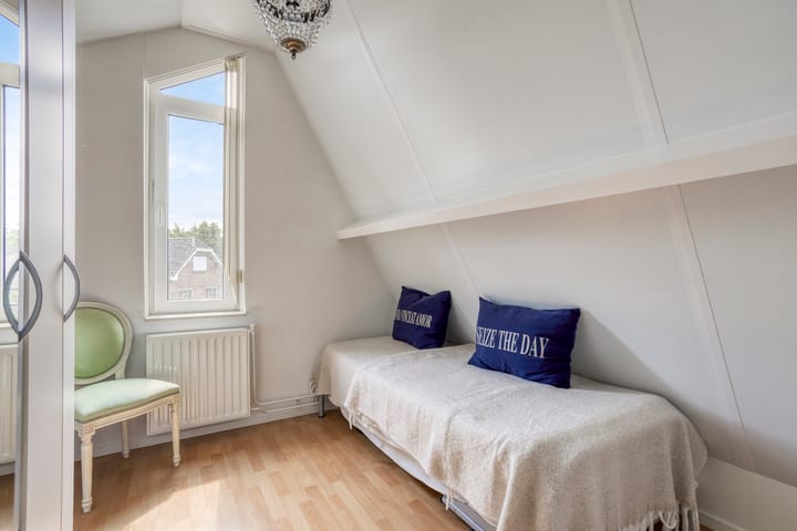 Photo 17 of Bergeendstraat 6