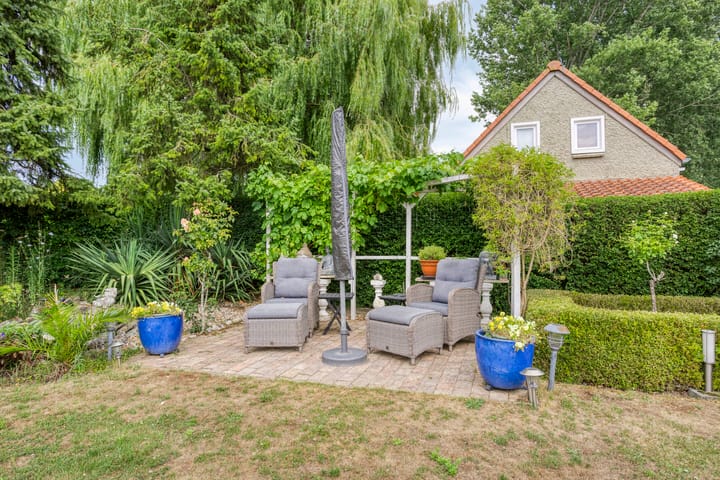 Photo 23 of Bergeendstraat 6