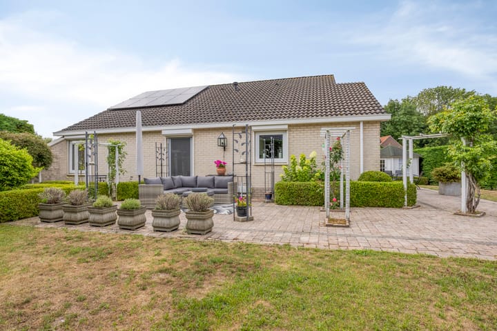 Photo 24 of Bergeendstraat 6