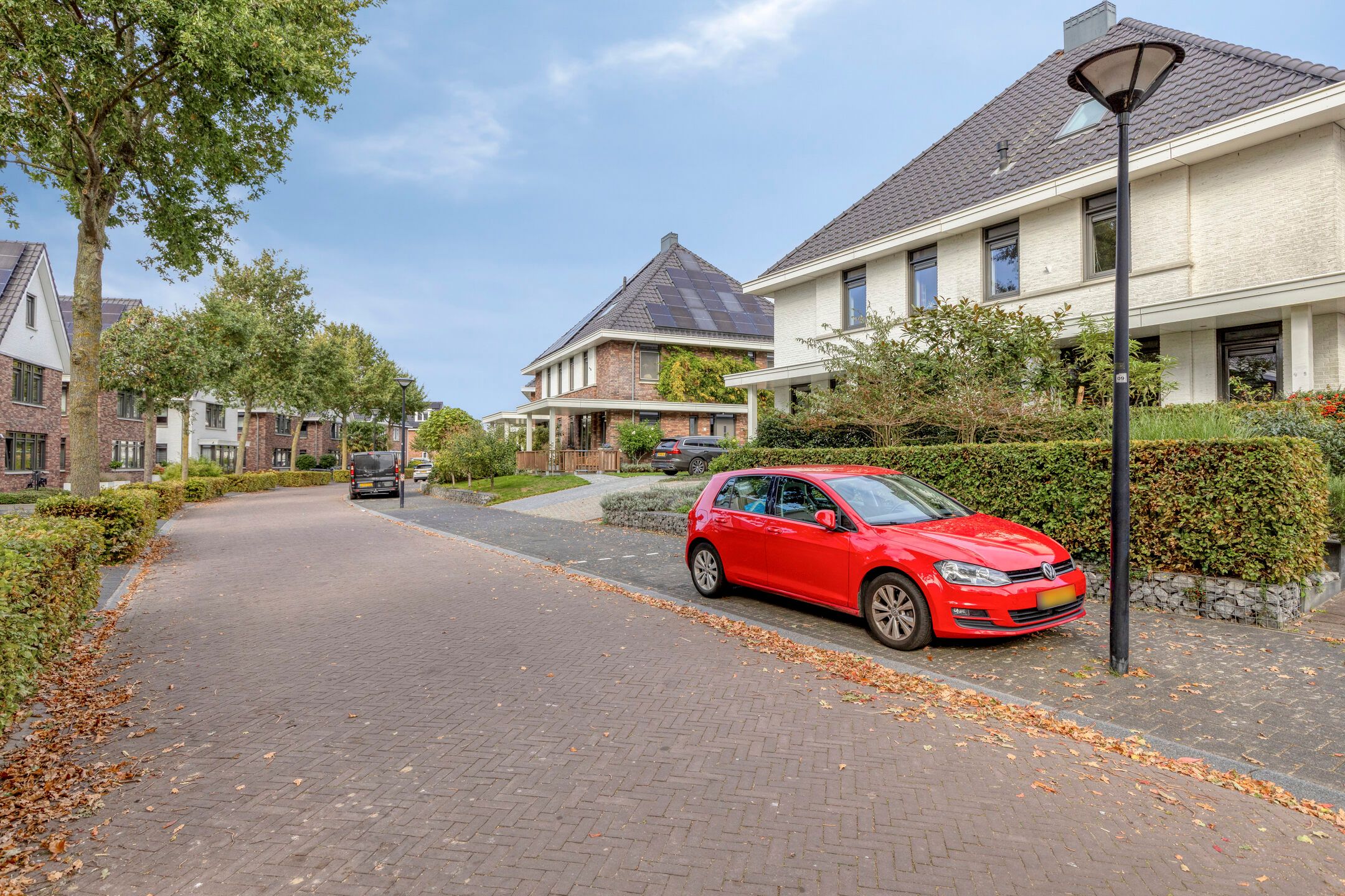 Photo 42 of Merijntje Gijzenlaan 27