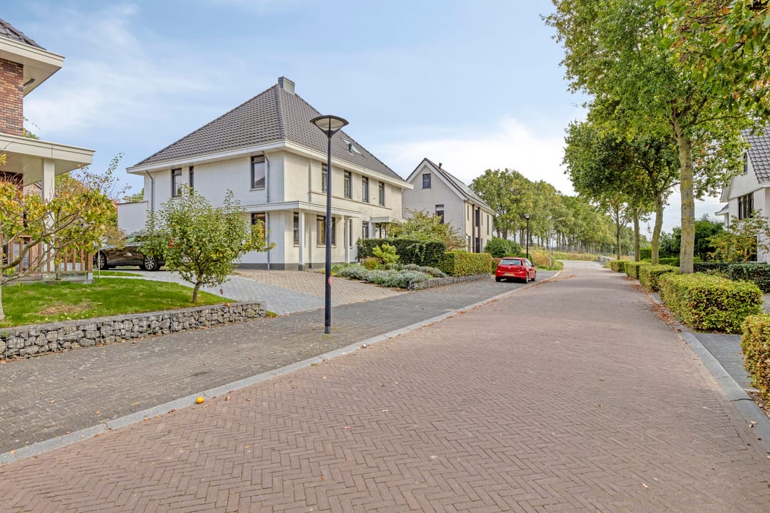 Photo 43 of Merijntje Gijzenlaan 27