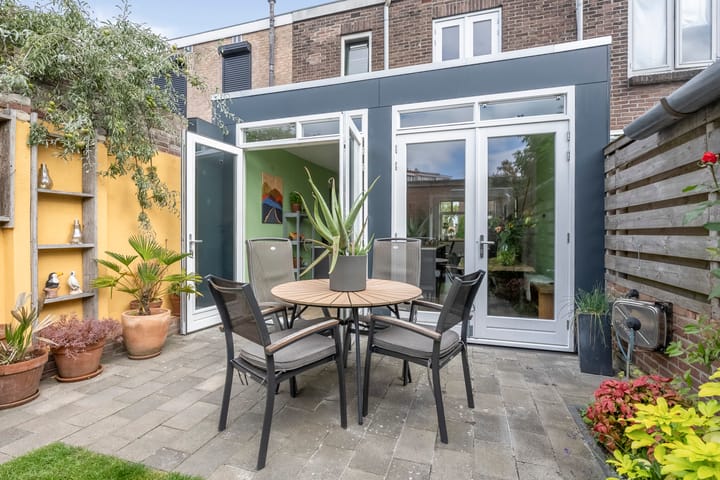 Foto 15 van Leeuwerikstraat 44