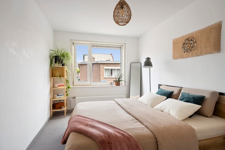 Foto 27 van Leeuwerikstraat 44