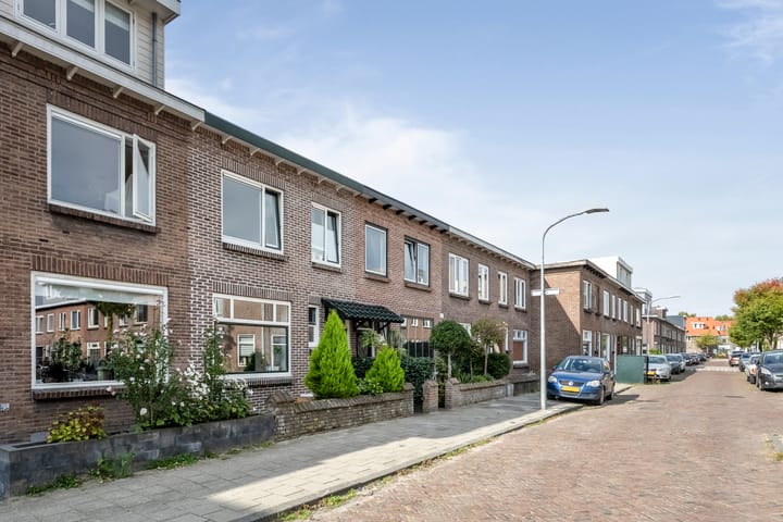 Foto 39 van Leeuwerikstraat 44