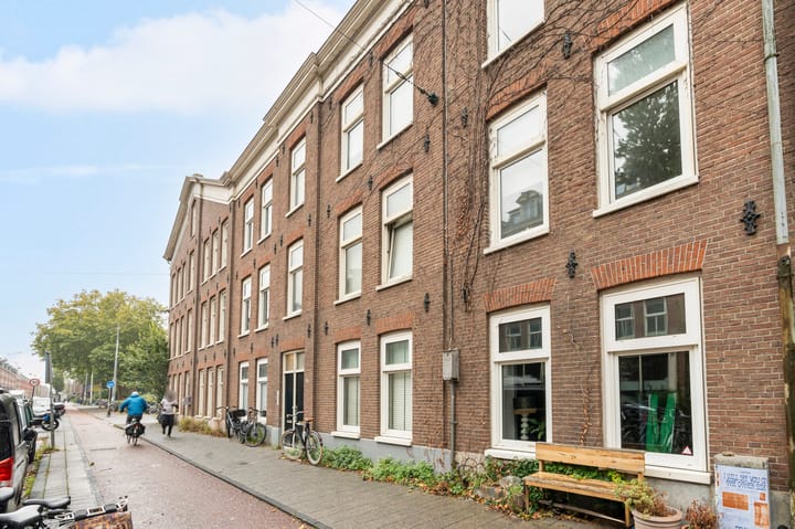 Photo 18 of Marnixstraat 36-1L