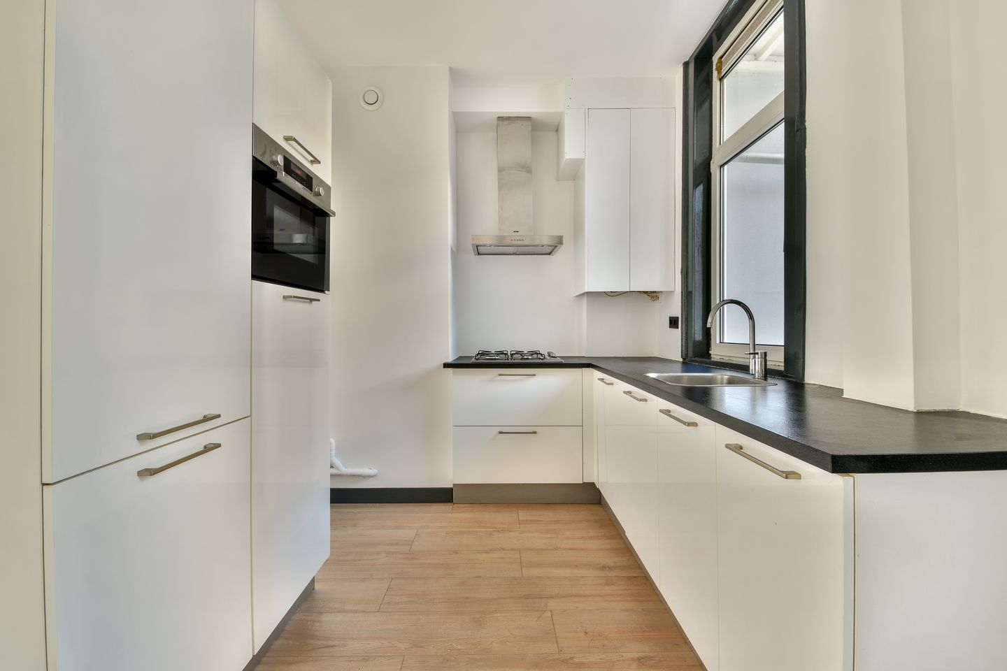 Foto 5 van De Wittenstraat 72-1