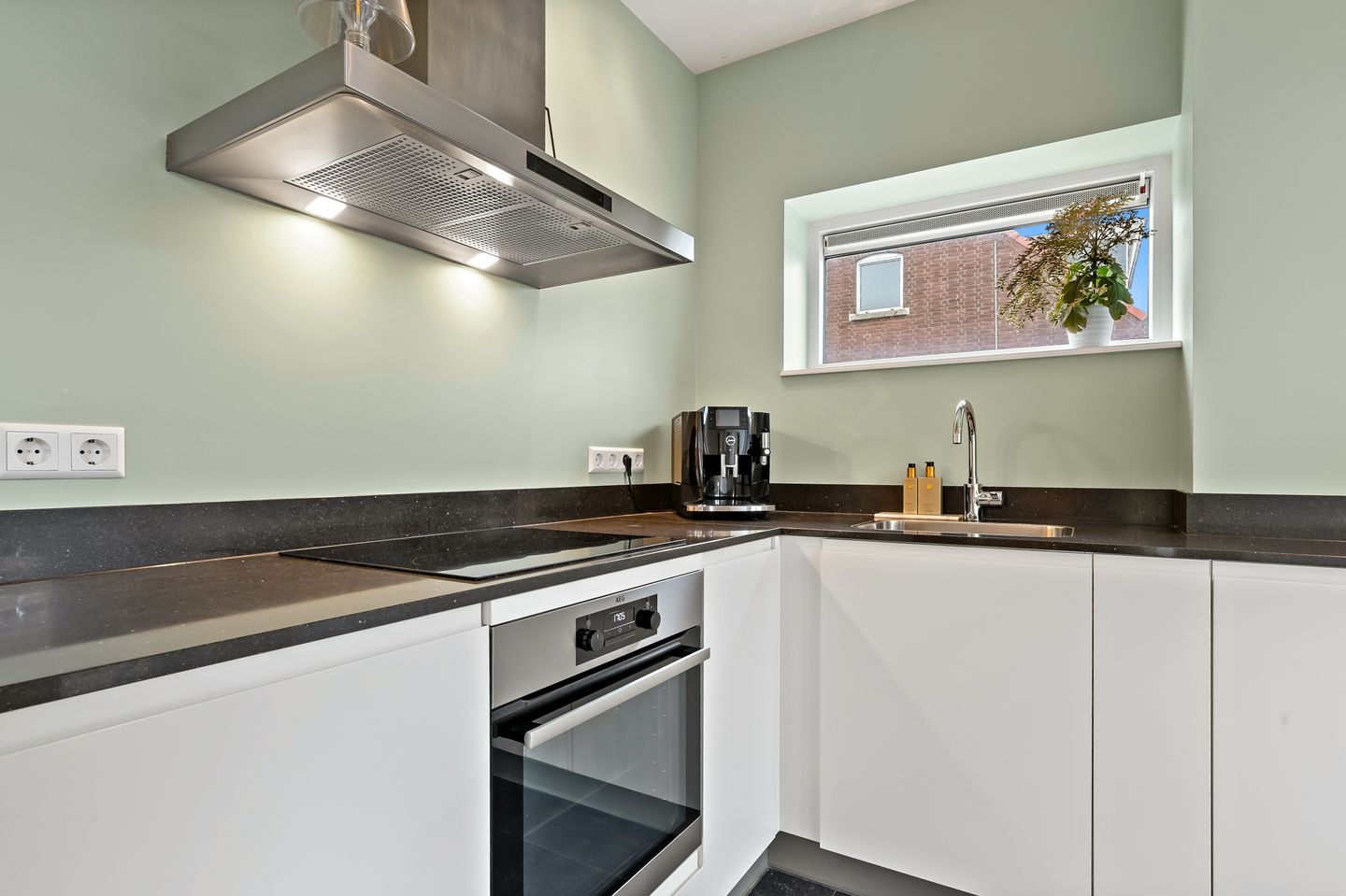 Foto 19 van Spotvogellaan 49-A