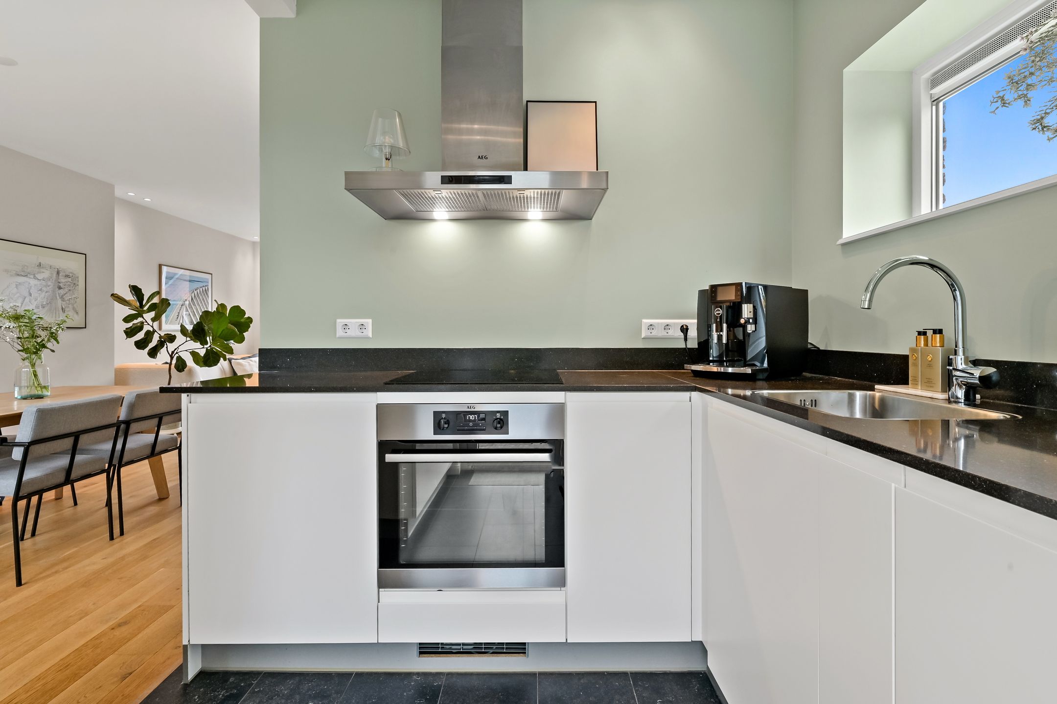 Foto 21 van Spotvogellaan 49-A