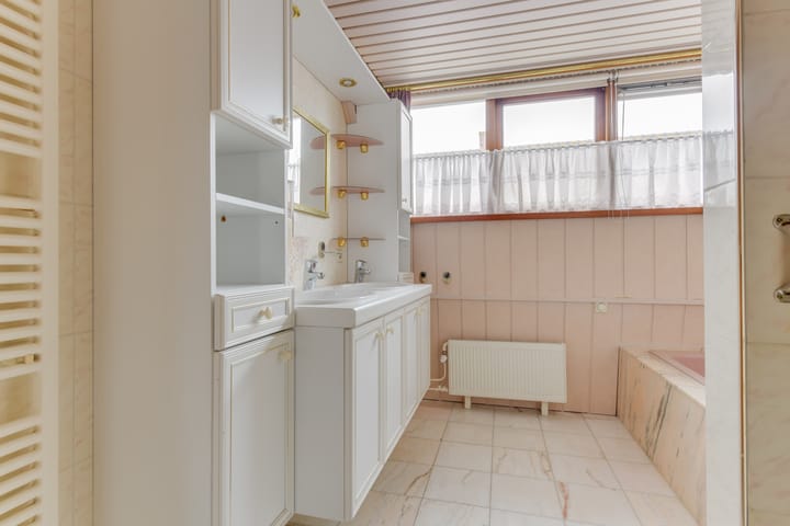 Photo 38 of Lepelaar 4