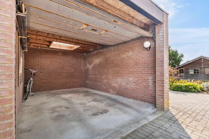 Photo 33 of Postbaan 16