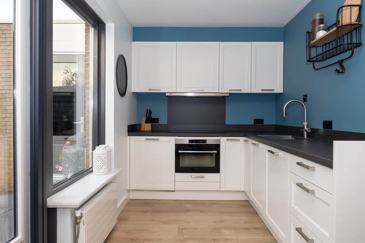 Foto 11 van Lijster 30