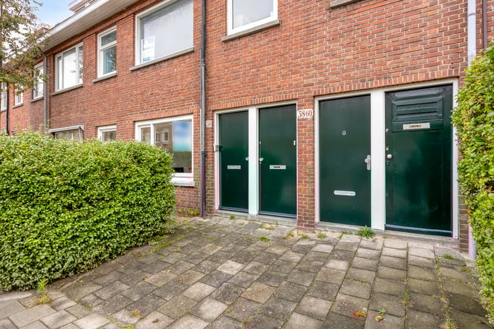 Photo 9 of Bresterstraat 58