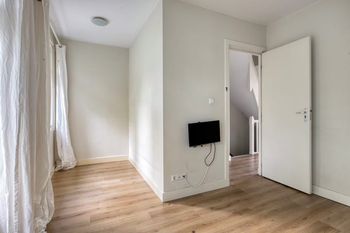 Photo 20 of Bresterstraat 58