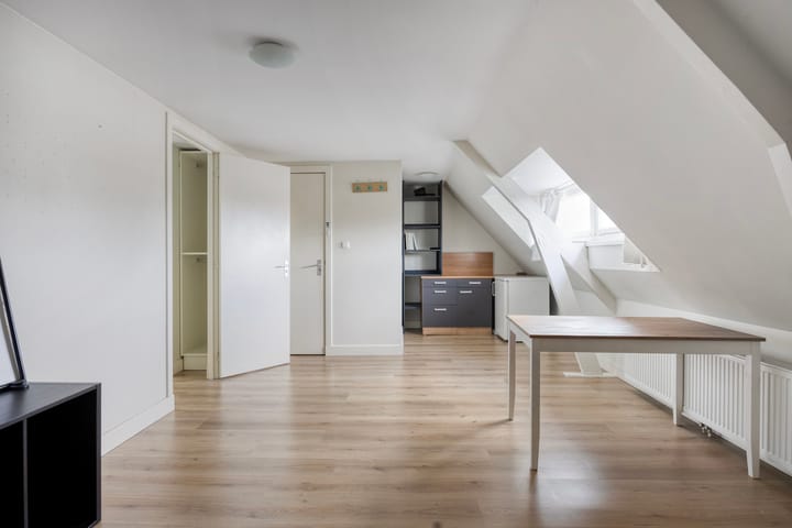 Photo 31 of Bresterstraat 58