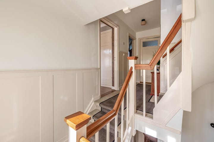 Photo 18 of Alberdingk Thijmstraat 18