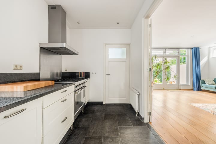 Photo 21 of Stationsweg 21