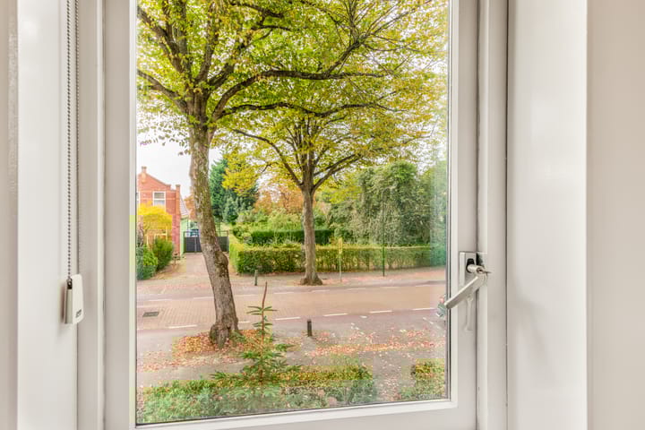 Photo 41 of Stationsweg 21