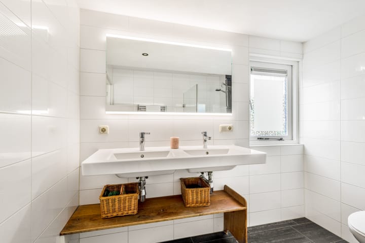 Photo 44 of Stationsweg 21