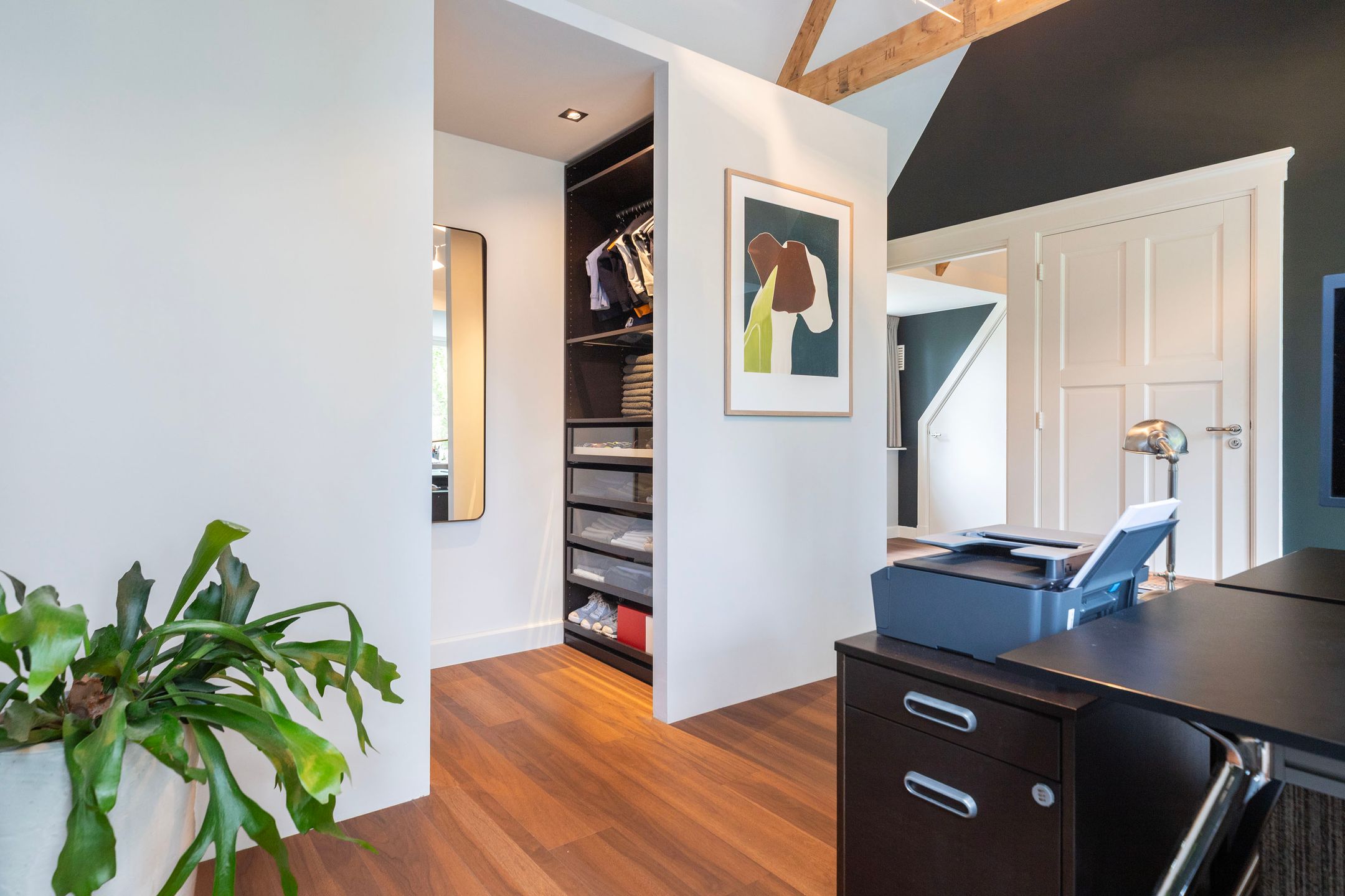 Photo 24 of Badhuislaan 4