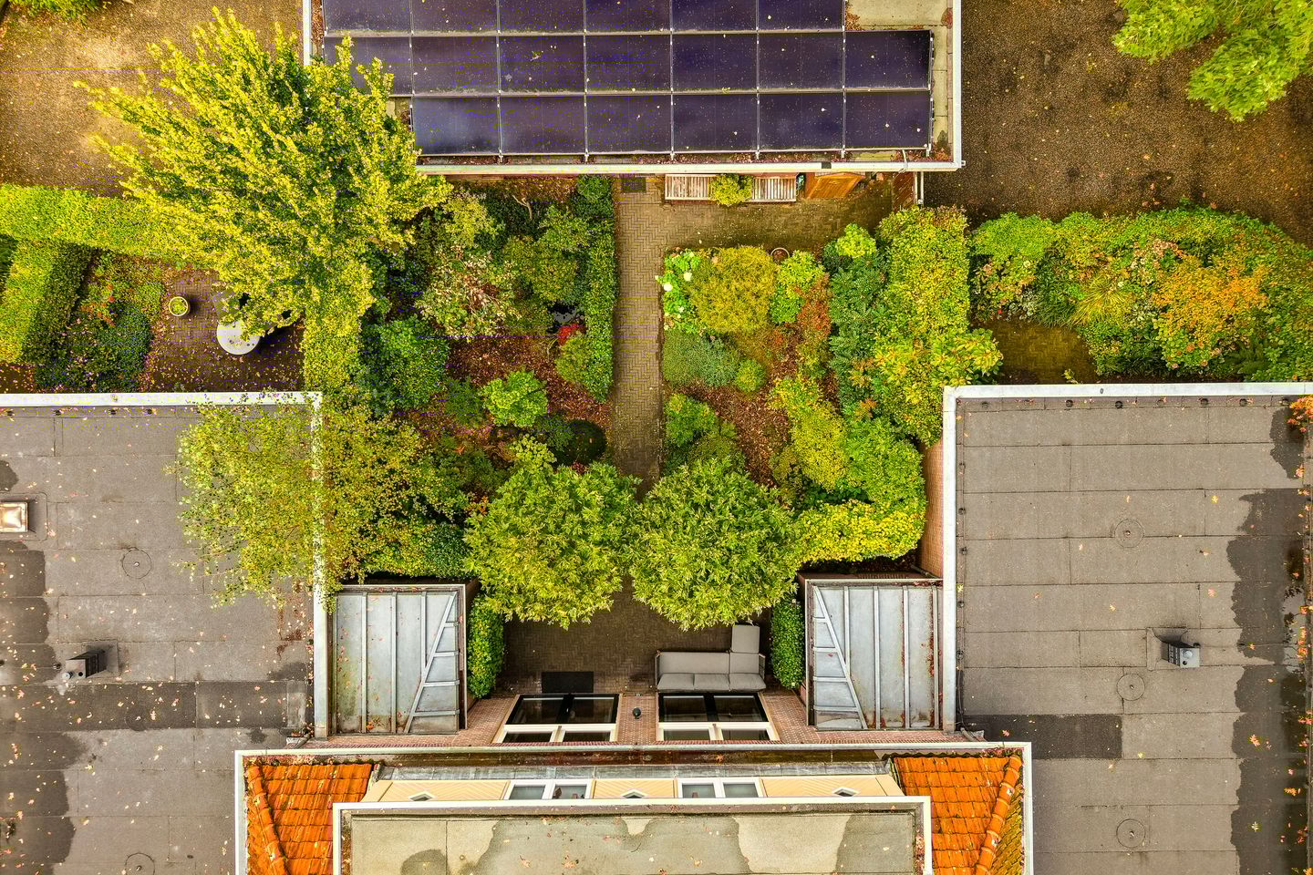 Photo 35 of Badhuislaan 4