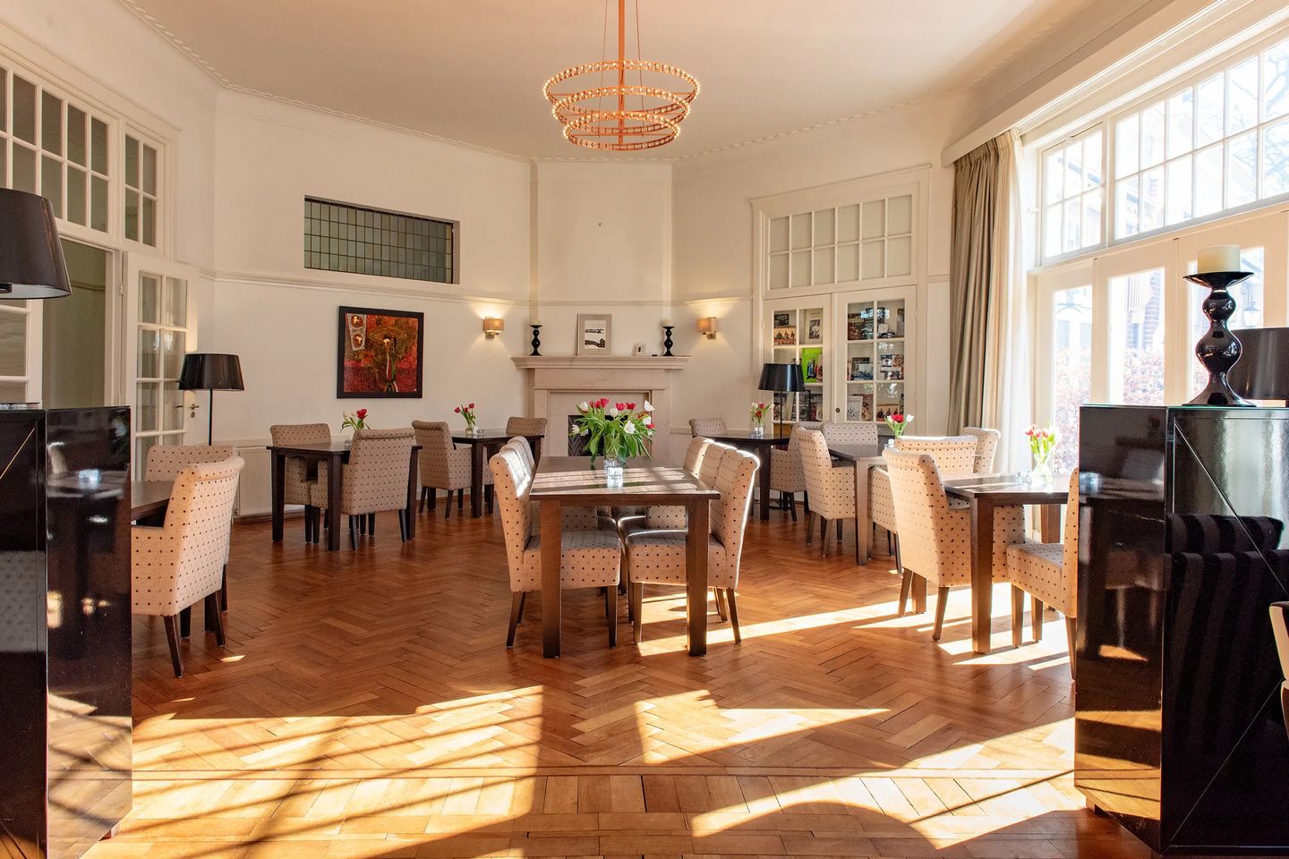 Photo 44 of Badhuislaan 4