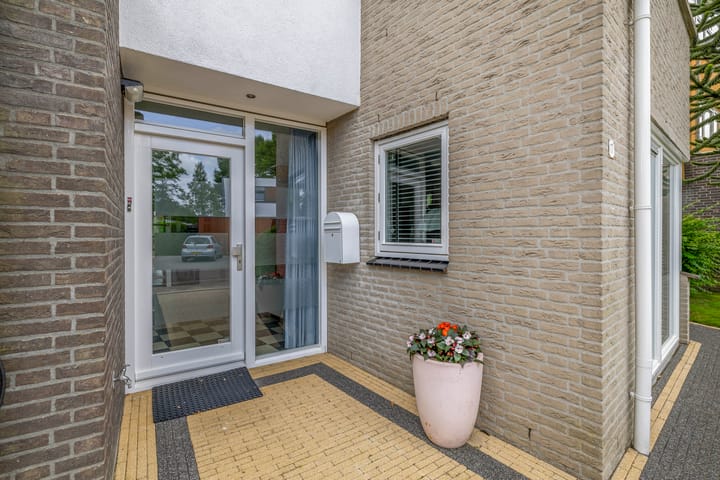 Photo 4 of Wim Sonneveldstraat 17