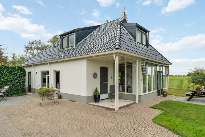 Photo 8 of Klaarkampsterwei 4