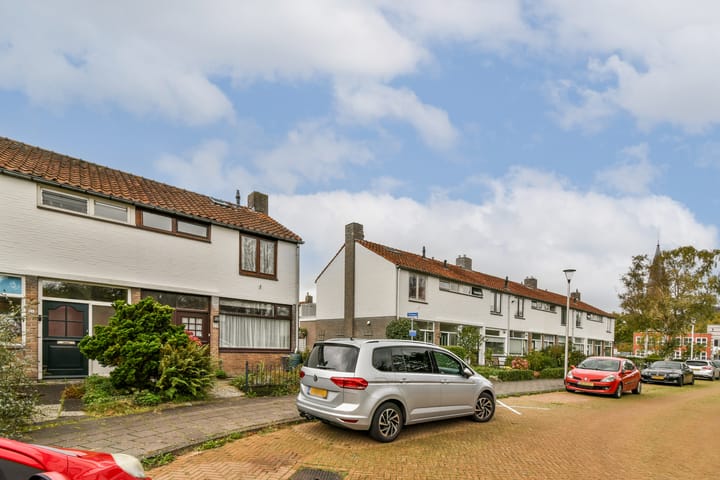 Foto 2 van Dr. de Visserlaan 22