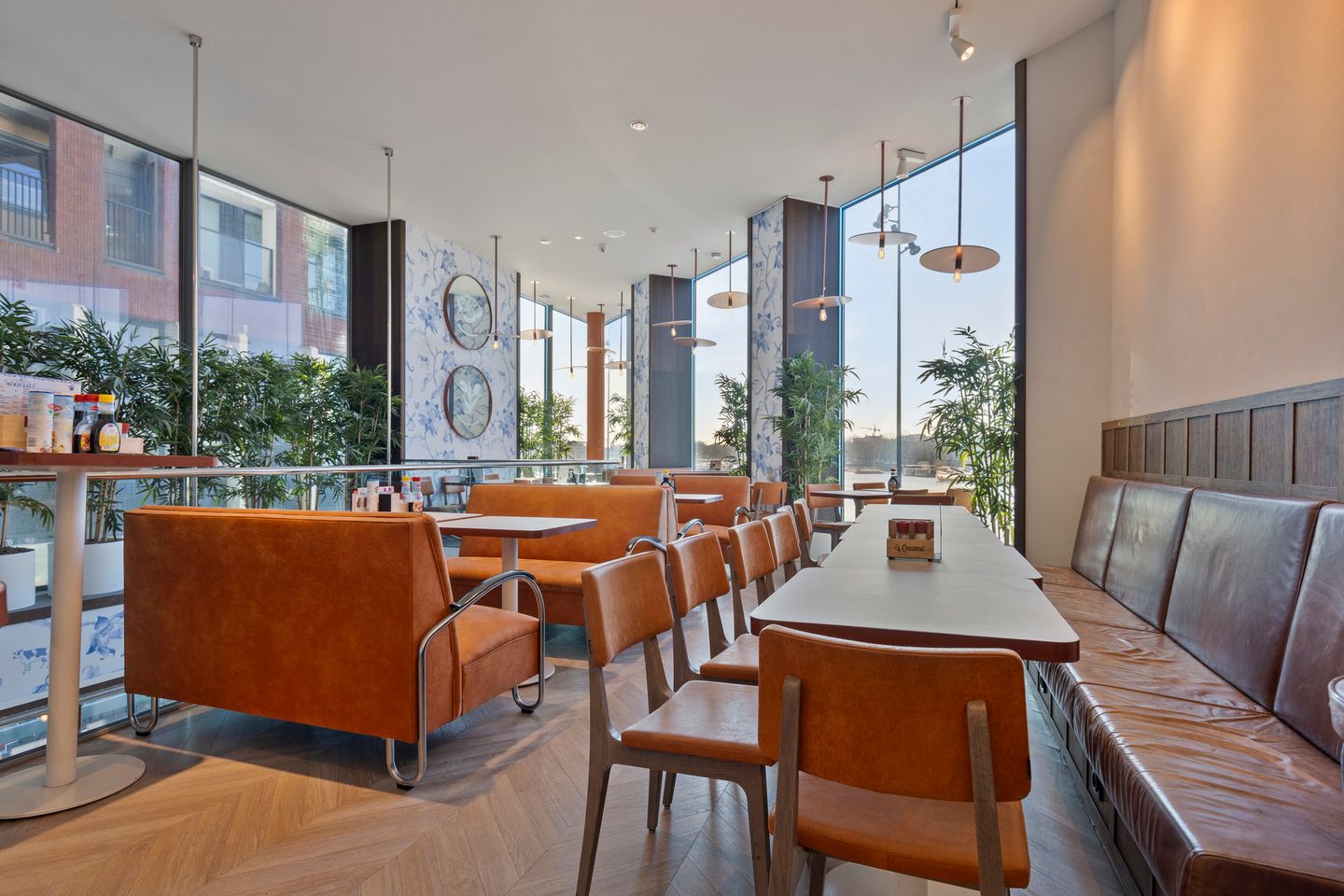 Bekijk foto 4 van Oosterdokskade 131