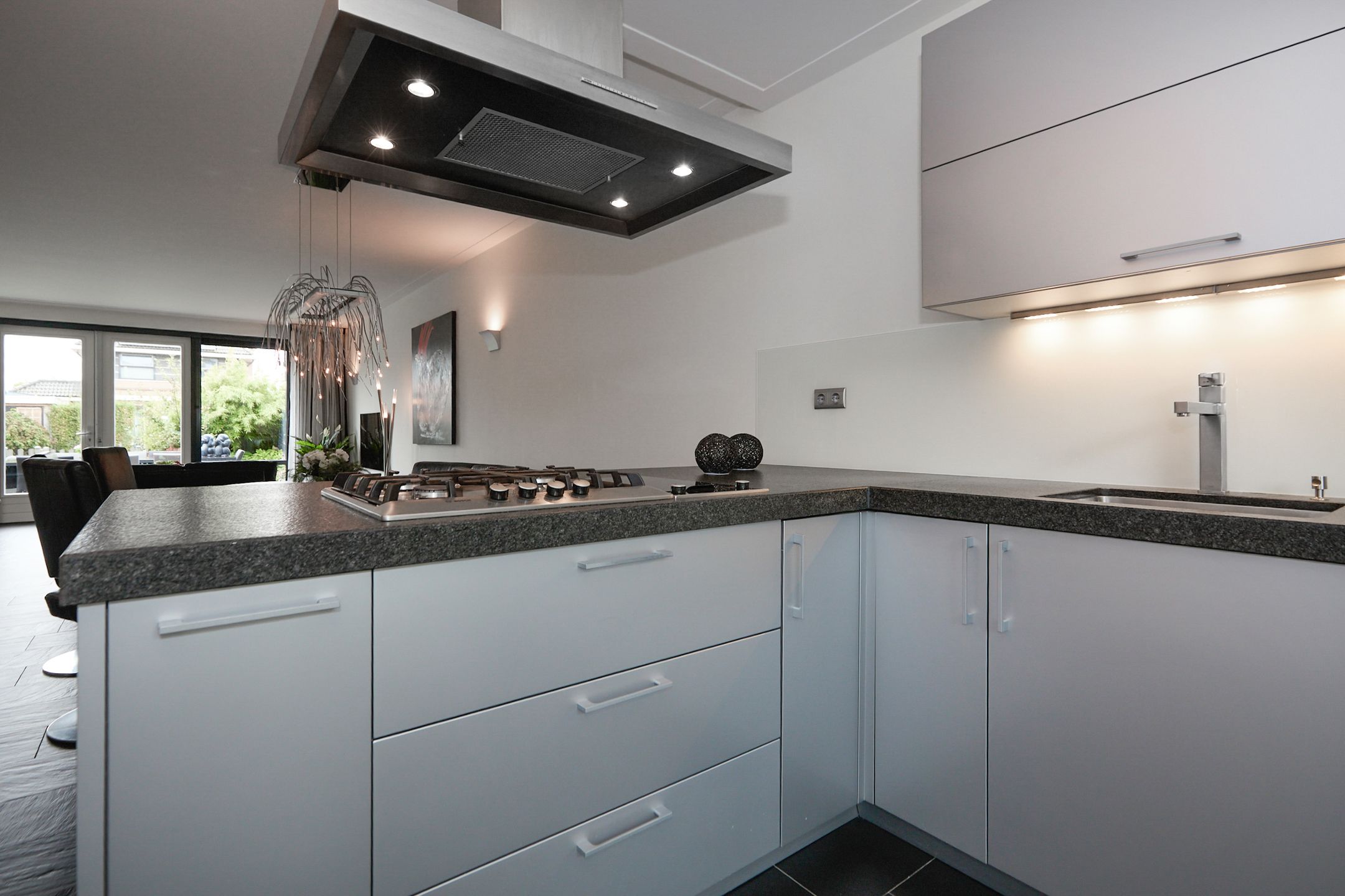 Photo 21 of Veldbeemd 4